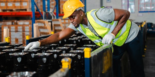 Comment développer une expertise en gestion des déchets électroniques ?